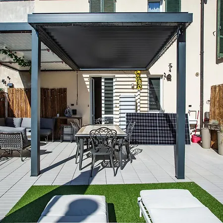 - Old Town Terrace - 3 Min From And Station