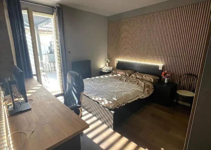 With Large Terrace In The Historic Center Апартаменты