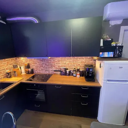 公寓 With Large Terrace In The Historic Center *