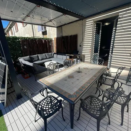 公寓 With Large Terrace In The Historic Center *